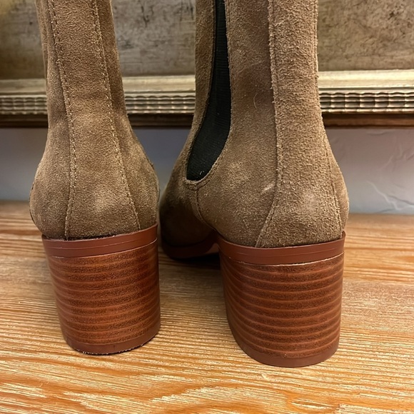 STEVE MADDEN RHIANNON Suede Leather Bootie - Size 8 - Picture 9 of 12